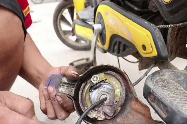 杨浦区电动车刹车故障